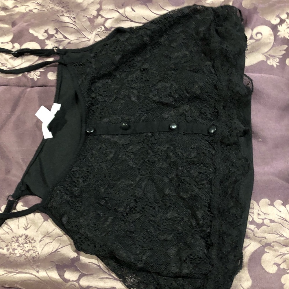 Crop top